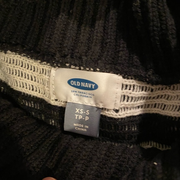 Aztec sweater - Picture 2 of 2